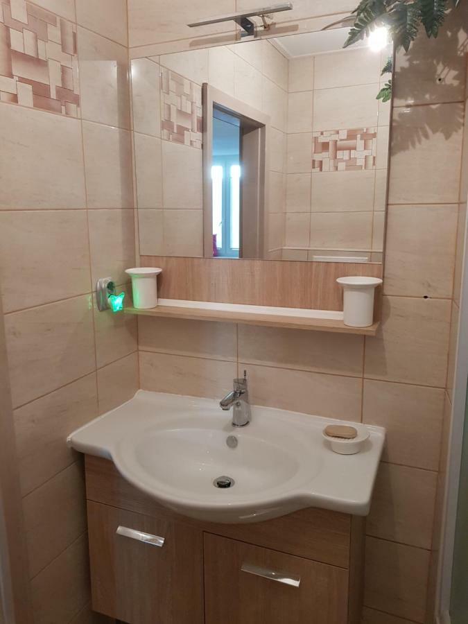 Happyguest Apartment 코페르 외부 사진